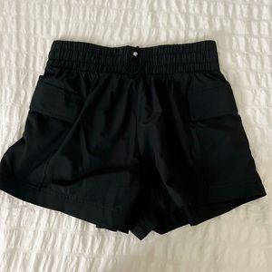 Abercrombie & fitch traveler shorts.  Size M.